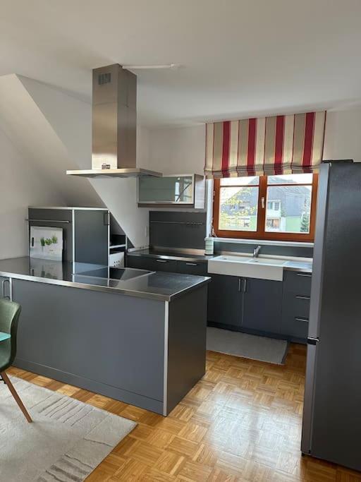 Freundliche Wohnung Naehe Weinstrasse Fuer 5 Personen Wagna Exterior foto