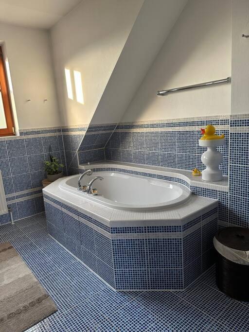 Freundliche Wohnung Naehe Weinstrasse Fuer 5 Personen Wagna Exterior foto